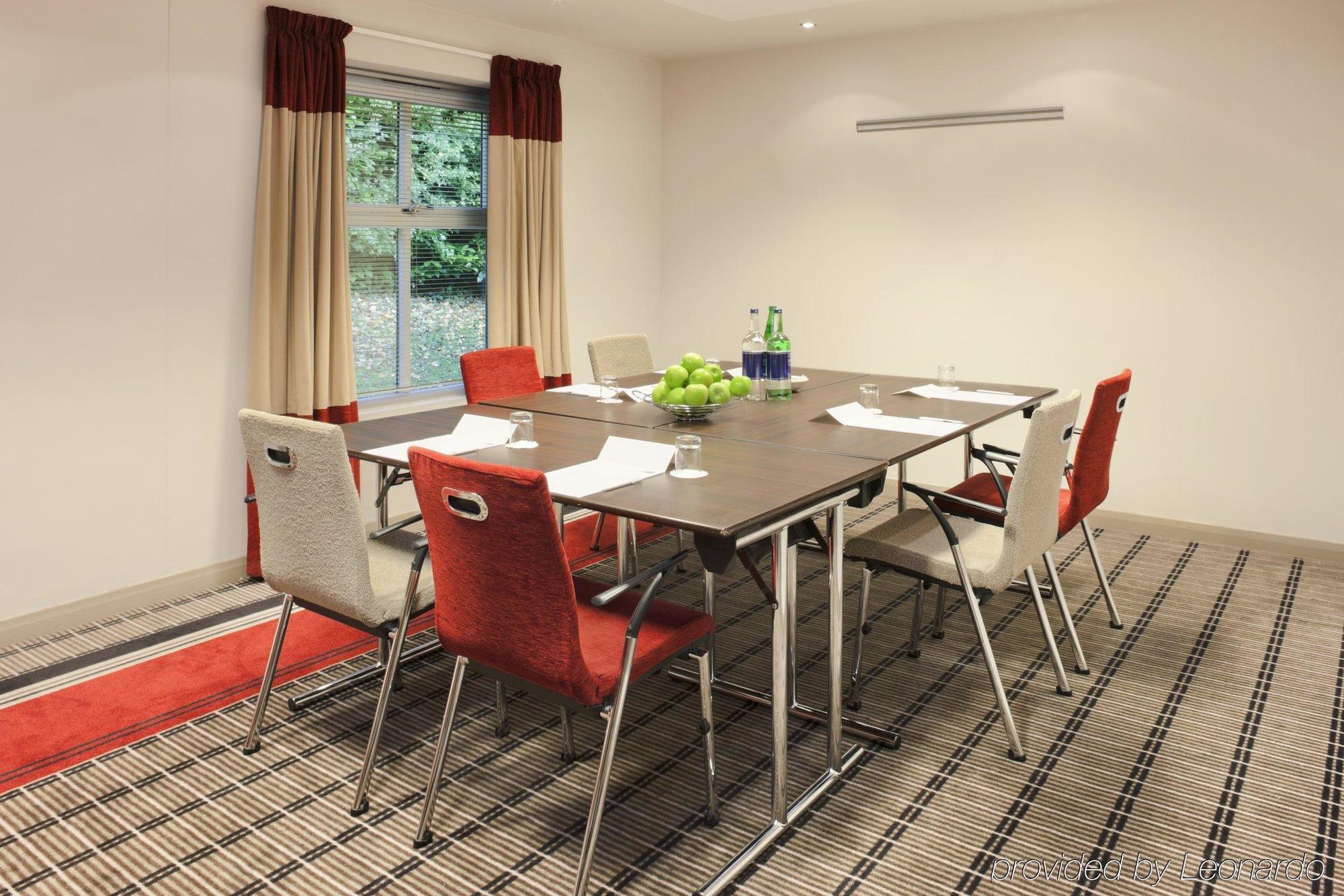 Holiday Inn Express Taunton East By Ihg Instalações foto